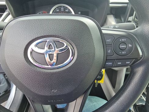 Certified 2022 Toyota Corolla Cross L AWD/4WD image 12