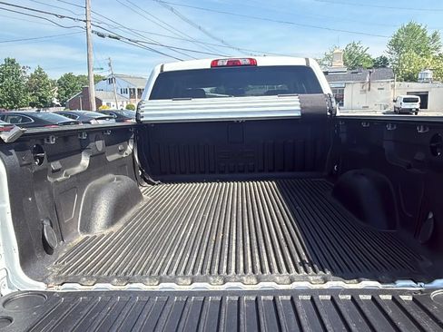 Used 2015 GMC Sierra 1500 SLT w/ Suspension Package, Off-Road AWD/4WD image 10