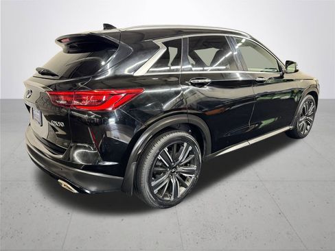 Used 2021 INFINITI QX50 Luxe w/ Appearance Package image 6