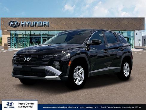 Certified 2026 Hyundai Tucson SE image 1