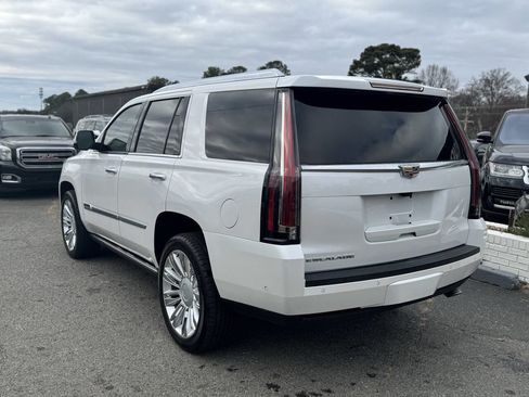 Used 2018 Cadillac Escalade Platinum image 7