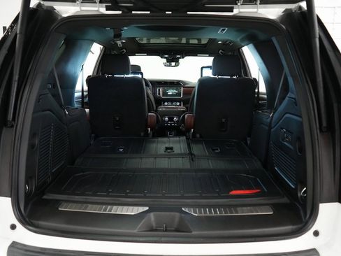 Used 2024 GMC Yukon Denali Ultimate image 39
