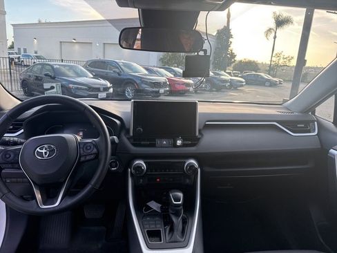 Used 2024 Toyota RAV4 XLE Premium image 10