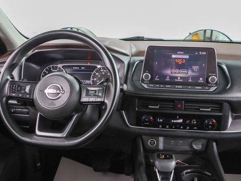 Used 2023 Nissan Rogue SV FWD image 17