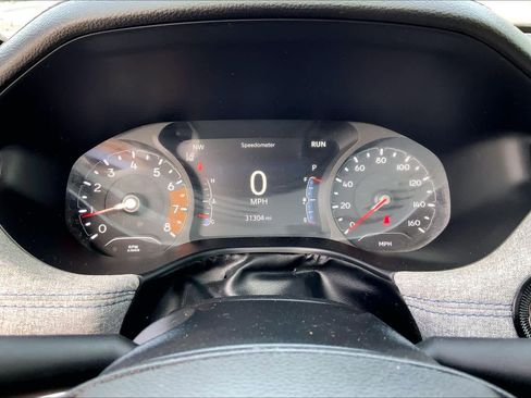 Used 2023 Jeep Compass Latitude image 22