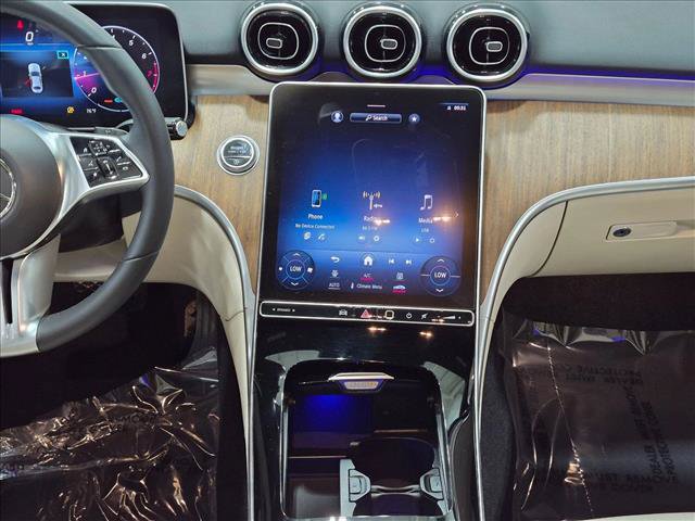 Used 2022 Mercedes-Benz C 300 Sedan image 14