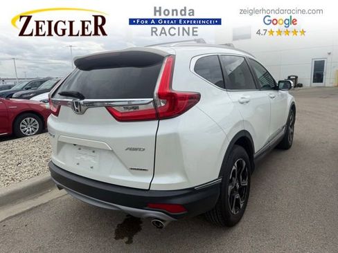 Used 2018 Honda CR-V Touring image 4