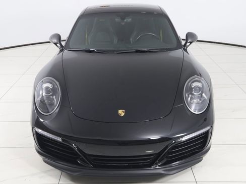 Used 2019 Porsche 911 Carrera T w/ Carrera T Interior Package image 76