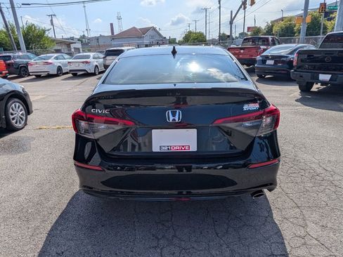 Used 2022 Honda Civic Sport image 7