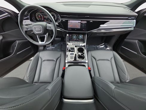 Used 2024 Audi Q8 Premium Plus AWD/4WD image 9