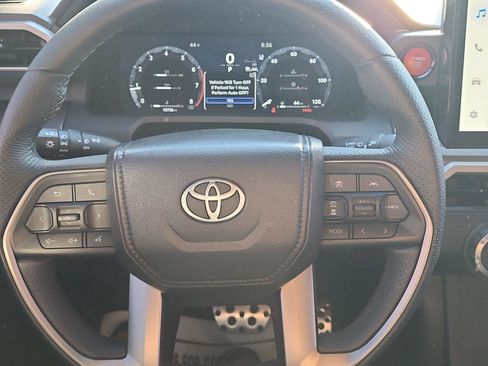 Used 2024 Toyota Tacoma TRD Sport image 15