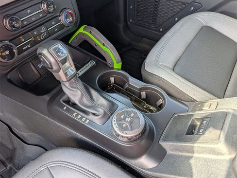 Used 2024 Ford Bronco Black Diamond image 21