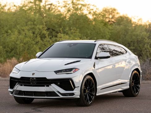 Used 2023 Lamborghini Urus S AWD/4WD image 5
