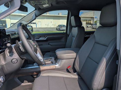 New 2026 GMC Sierra 1500 SLT w/ SLT Premium Package AWD/4WD image 11