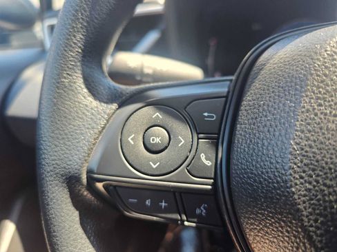 Used 2026 Toyota Corolla LE FWD image 32