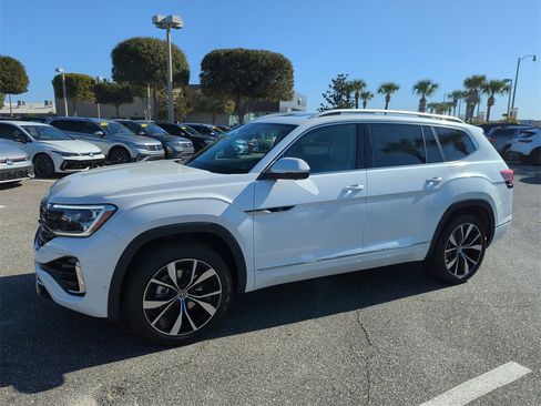 New 2026 Volkswagen Atlas SEL Premium R-Line image 13