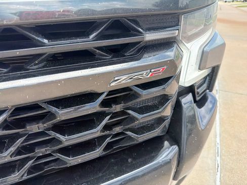 Used 2023 Chevrolet Silverado 1500 ZR2 w/ Technology Package AWD/4WD image 11