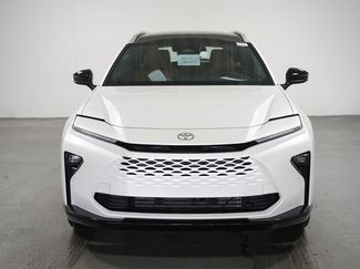 New 2025 Toyota Crown Signia video 2