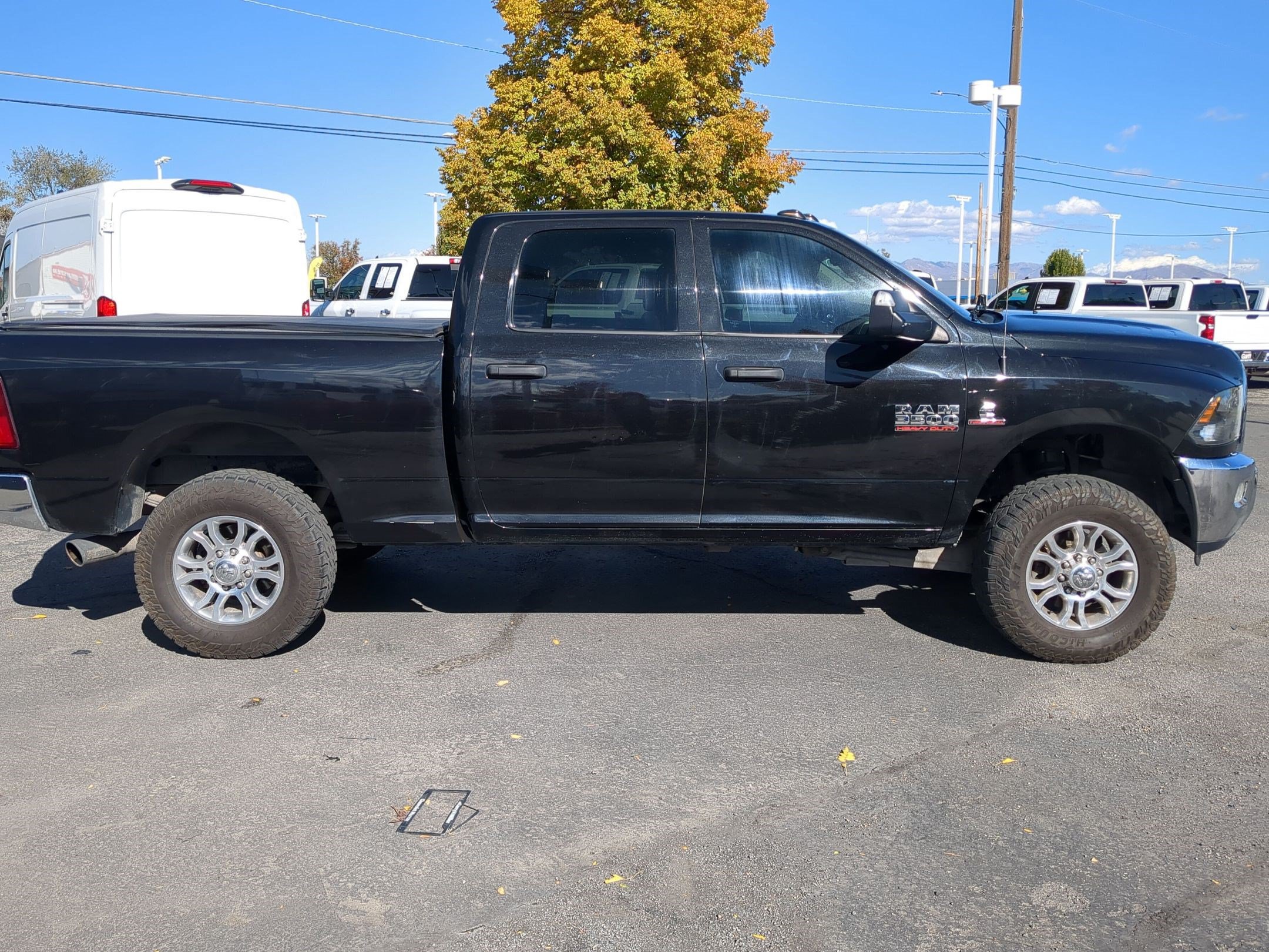 Used 2016 RAM 3500 SLT w/ Comfort Group AWD/4WD image 2