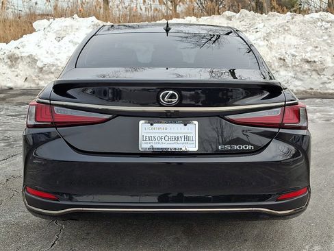 Certified 2025 Lexus ES 300h F Sport image 5