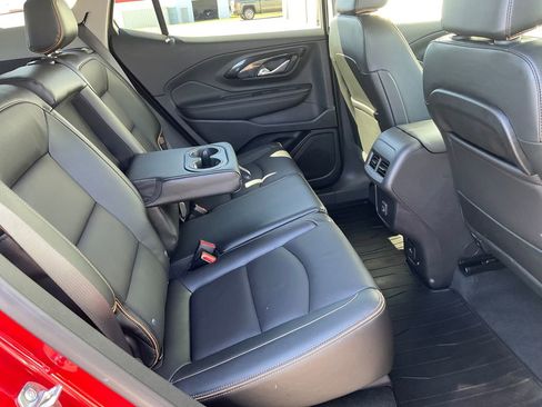 Used 2024 GMC Terrain AT4 w/ Tech Package AWD/4WD image 22