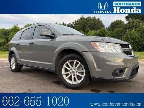 Used 2019 Dodge Journey SE w/ Connectivity Group FWD image 1