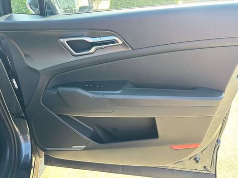 New 2026 Kia Sportage LX image 16