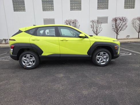 New 2026 Hyundai Kona SE image 9