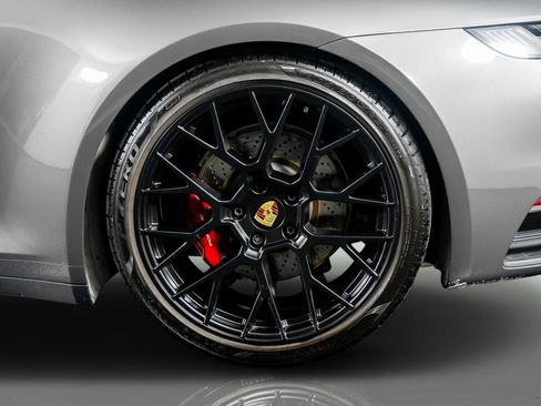 Used 2023 Porsche 911 Carrera 4S image 18