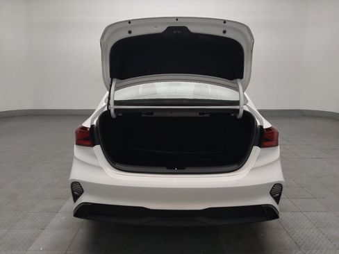 Used 2023 Kia Forte LXS image 29