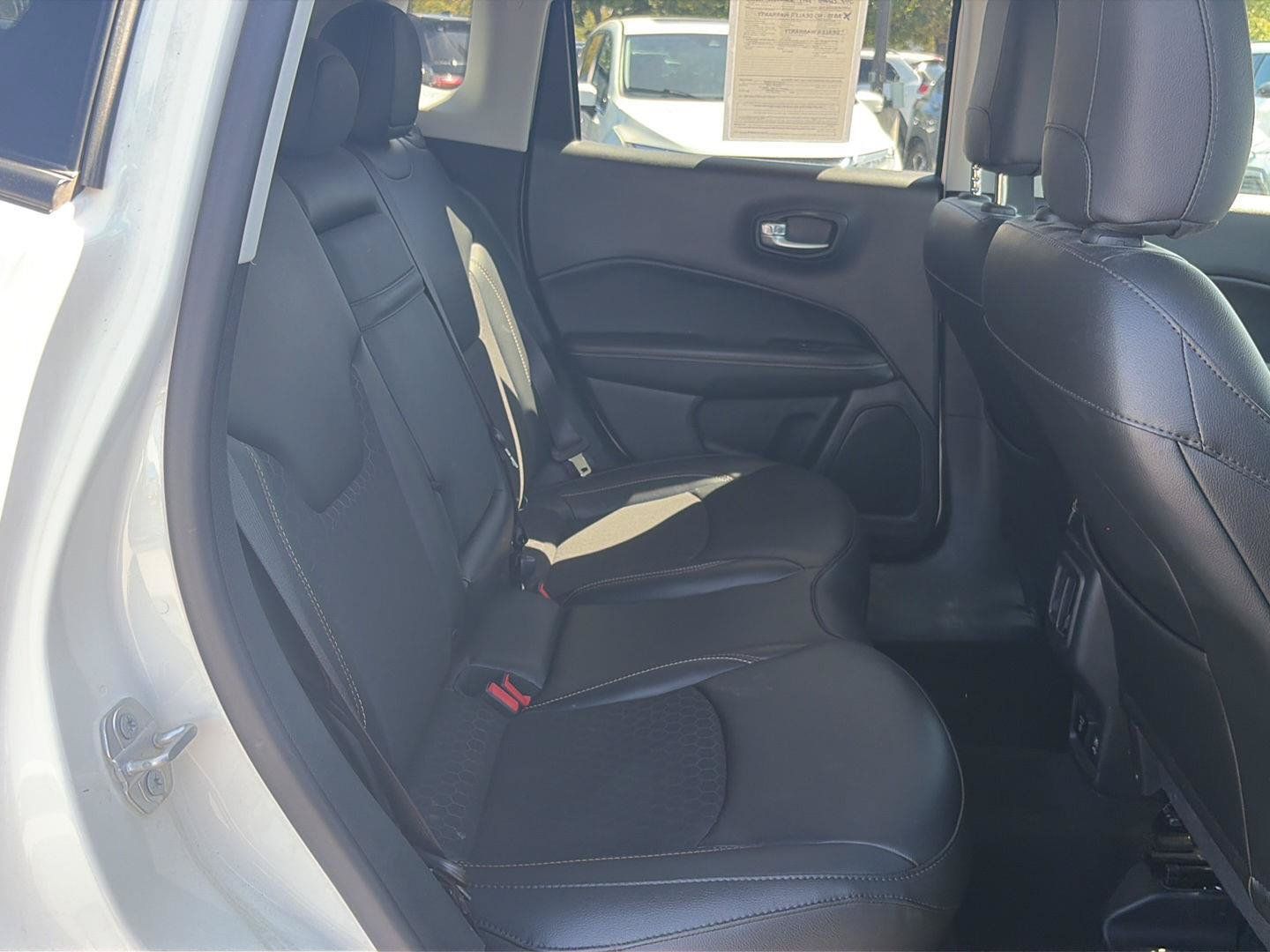 Used 2019 Jeep Compass Latitude w/ Popular Equipment Group AWD/4WD image 23