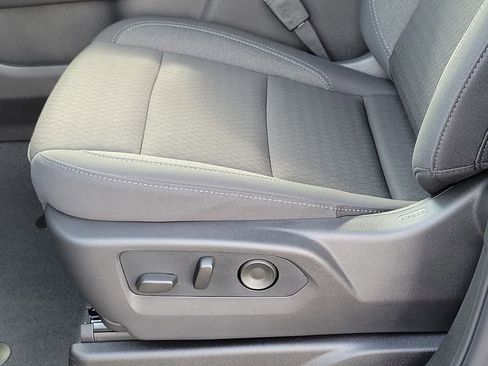 New 2026 Chevrolet Suburban LS image 14