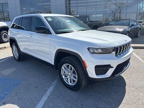 New 2026 Jeep Grand Cherokee Laredo AWD/4WD image 6