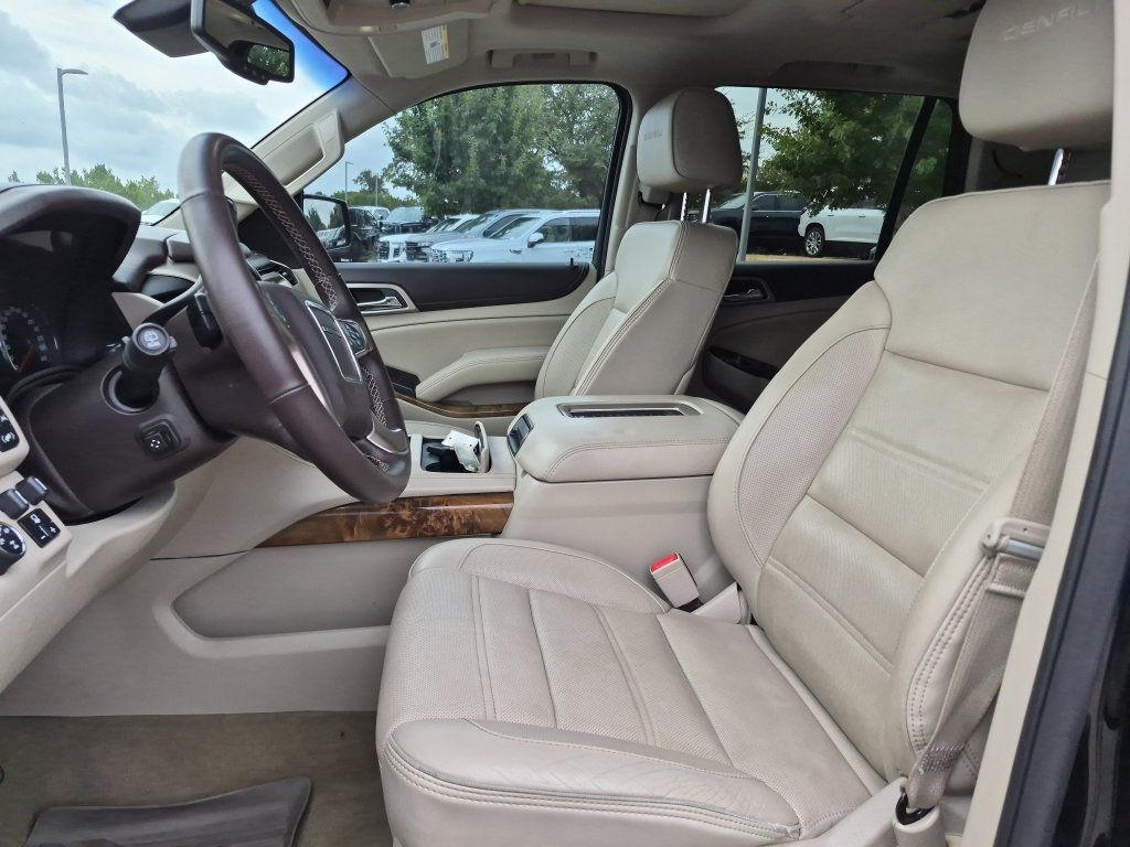 Used 2016 GMC Yukon Denali w/ Open Road Package AWD/4WD image 22