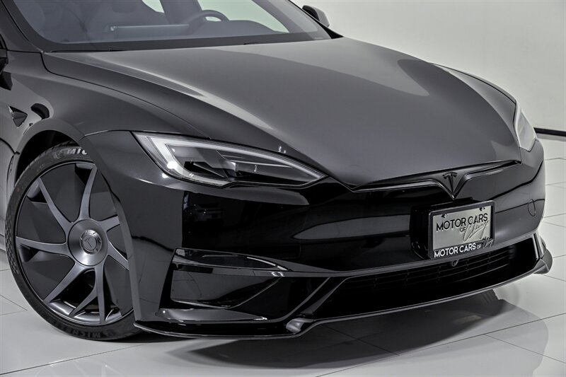 Used 2026 Tesla Model S Plaid AWD/4WD image 2