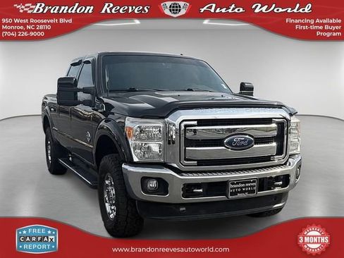 Used 2016 Ford F250 XLT w/ XLT Premium Package image 3