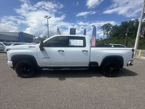 Used 2022 Chevrolet Silverado 2500 LTZ w/ LTZ Plus Package AWD/4WD image 13