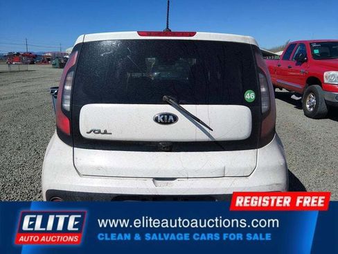 Used 2019 Kia Soul image 31