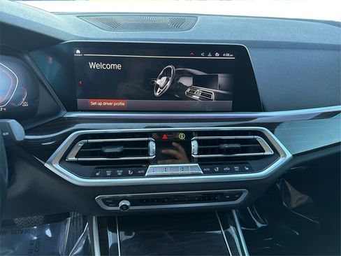Used 2019 BMW X5 xDrive40i w/ Premium Package image 15