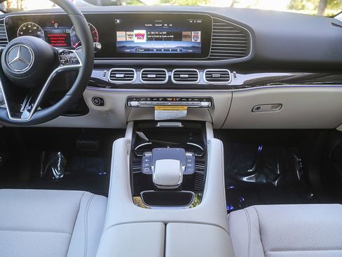 New 2026 Mercedes-Benz GLE 450 4MATIC image 10