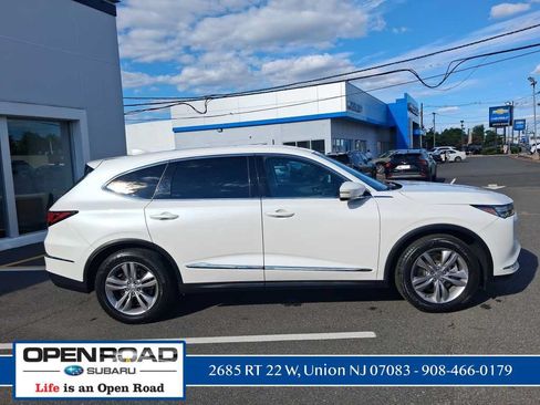 Used 2023 Acura MDX SH-AWD image 6