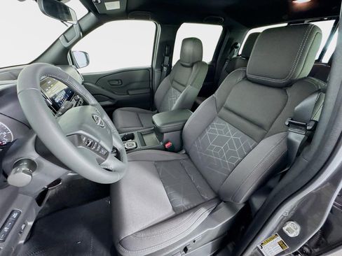 New 2026 Nissan Frontier SV image 11