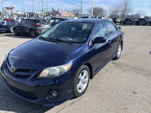 Used 2013 Toyota Corolla S image 4