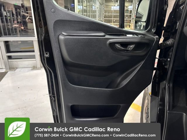 Used 2019 Mercedes-Benz Sprinter 2500 image 12