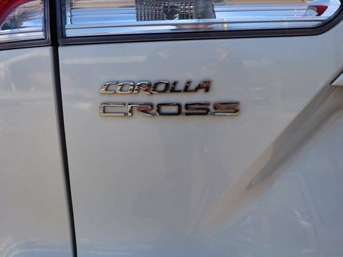Used 2023 Toyota Corolla Cross LE AWD/4WD image 53