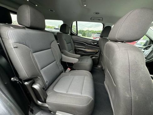 Used 2022 GMC Acadia SLE w/ Driver Convenience Package FWD image 27
