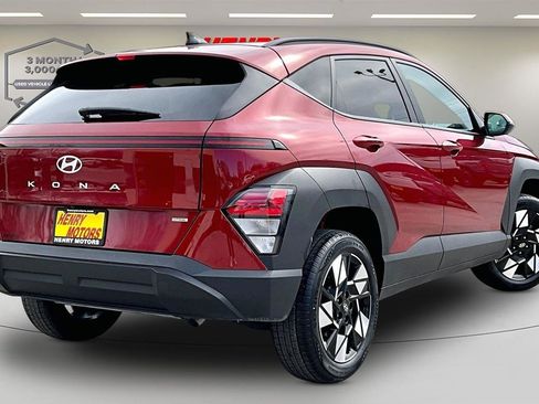 Used 2025 Hyundai Kona SEL image 7