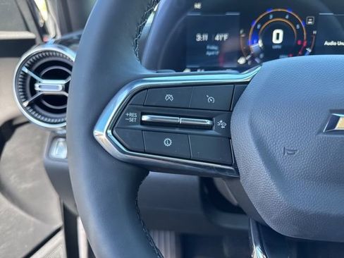 New 2026 Chevrolet Equinox LT w/ Convenience Package II AWD/4WD image 17