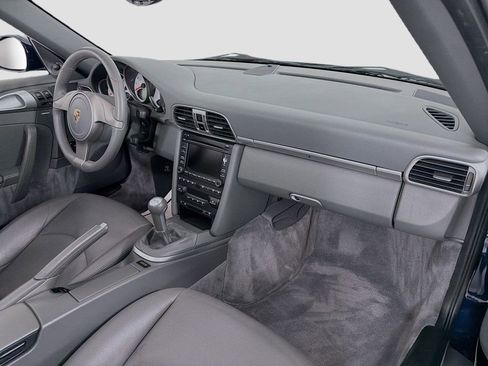 Used 2010 Porsche 911 Carrera 4S image 29