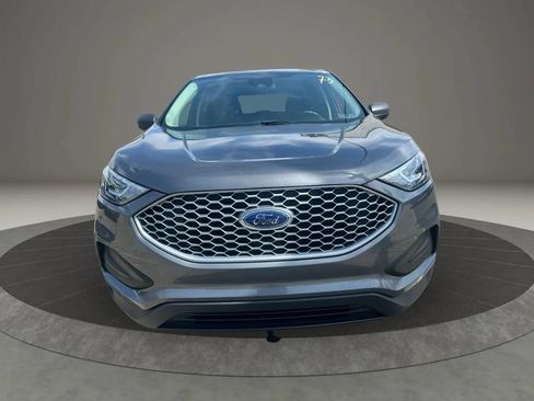 Used 2023 Ford Edge SE AWD/4WD image 2